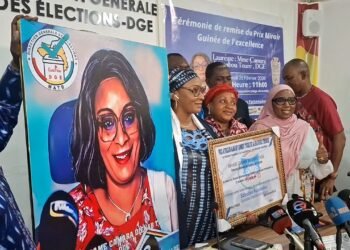 Djénabou Touré, DG de la DGE, distinguée pour sa bravoure et son excellence électorale