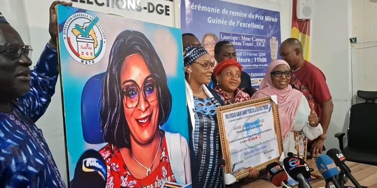 Djénabou Touré, DG de la DGE, distinguée pour sa bravoure et son excellence électorale