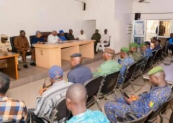 Siguiri : Le Premier ministre durcit le ton contre l&rsquo;orpaillage sauvage et la dégradation environnementale