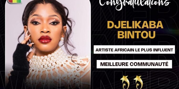 Culture:Djélykaba Bintou sacrée l’artiste la plus influente de l’Afrique de l’Ouest et meilleure communauté.