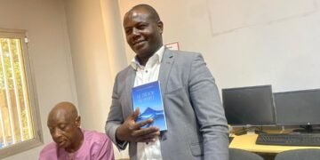 Littérature guinéenne : Dédicace triomphale de « Le Trésor du Peuple » au CCFG