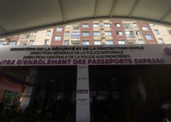 un centre  express  inauguré pour mettre fin aux longues attentes des demandeurs de passeports